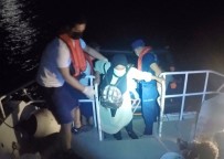  GÖÇ - Datça'da 15 Düzensiz Göçmen Kurtarildi