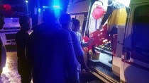 Düzce'de Isçi Servis Araci Ile Otomobilin Çarpistigi Kazada Çok Sayida Kisi Yaralandi