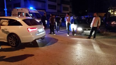Konya'da Iki Otomobil Çarpisti Açiklamasi 3 Yarali