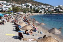 YERLİ TURİST - Sahillerin Dolmasi Turizmcileri Heyecanlandirdi