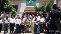 SÜRYANILER - Suriye'nin Rasulayn Ilçesinde Yasayan Çeçenler Ilk Derneklerini Kurdu