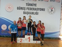 Yagmur Emir Güreste Türkiye Sampiyonu