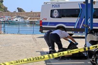DENİZ POLİSİ - Akintiya Kapilip Gözlerden Kaybolan Kadinin Cesedi Denizin 4 Mil Açiginda Bulundu