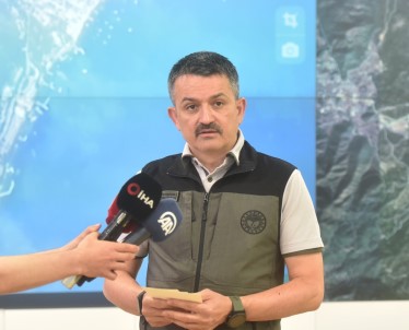 Bakan Pakdemirli'den Marmaris'teki Orman Yanginiyla Ilgili Açiklama