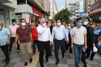 Baskan Gültak Esnafla Bir Araya Geldi