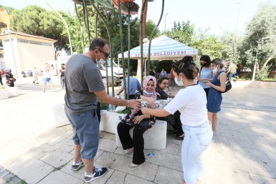 Efeler Belediyesi Ögrenci Ve Velileri YKS' De Yalniz Birakmadi