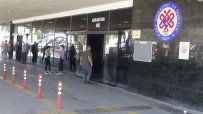 TÜRK MUSIKISI - Ev Yapimi Alkol Aldiktan Sonra Fenalasan Ögrenci Hayatini Kaybetti