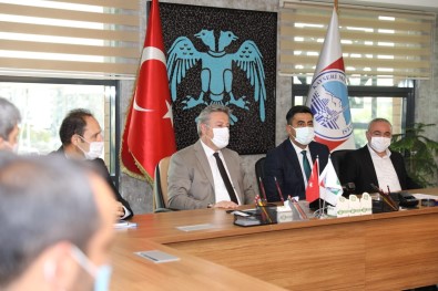 Baskan Palancioglu Açiklamasi 'Çalisanlarimizin Haklarini Koruyacak Sekilde Çalisiyoruz'