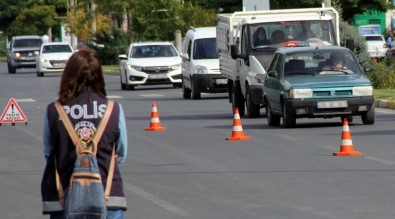 Bayburt'ta Trafige Kayitli Araç Sayisi Mayis Ayi Sonu Itibariyla 16 Bin 35 Oldu