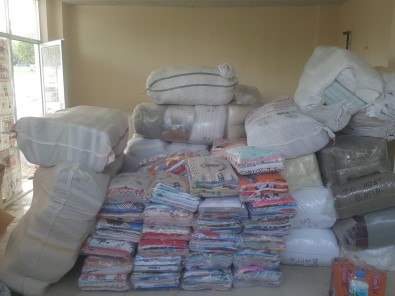 Denizli'de 300 Bin TL Degerindeki Tekstil Malzemeleri Ele Geçirildi