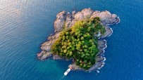 GİRESUN - Karadeniz'in Yasanilabilir Tek Adasi Ziyaretçilerini Agirlamaya Yeniden Basladi