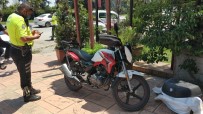 SEFAI - Samsun'da Motosiklet Ile Otomobil Çarpisti Açiklamasi 1 Yarali