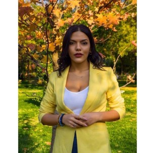 Sunucu Eda Pera Küçük'e Hakaret Eden Oyuncu Erdinç Gülener'e Para Cezasi