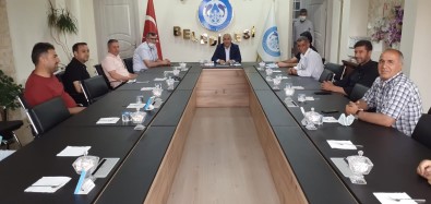 Baskan Ensari'den Rus Pazari'ni Yenileme Karari