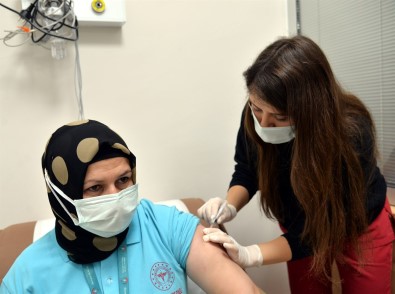 Bilecik'te Hizli Asilanma Ile Vaka Sayilari Düsüyor