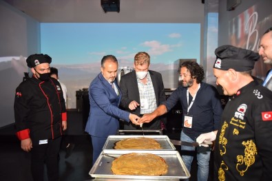 Bursa Lezzetleriyle Boy Gösterdi