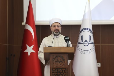 Diyanet Isleri Baskani Erbas Açiklamasi 'Genç Nesille Iletisim Kurabilmenin Yollarini Bulmakta Acele Etmeliyiz'