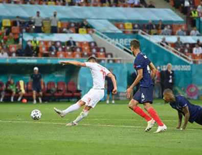 Fransızlar şokta! İsviçre çeyrek finalde!