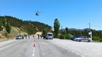 HELIKOPTER - Jandarma Helikopter Ve Drone Ile Havadan Trafik Denetimi Yapti