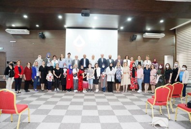 Körfezli Ev Hanimlari Amigurimi Bebek Ile Kazanacak