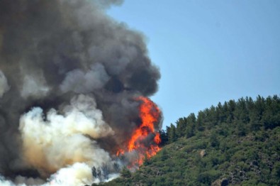 Marmaris'teki orman yangınını İHA'lar 57 kilometreden tespit etti!