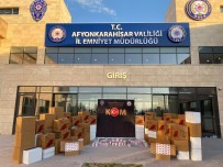 KAÇAK - Polis Kamyonette 840 Bin Adet Gümrük Kaçagi Makaron Ele Geçirdi