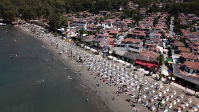 'Sakin Kent' Mavi Gerdanligini Takti