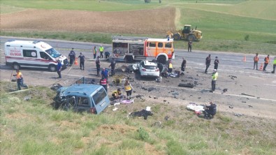 Sivas'ta feci kaza! Çok sayıda ölü...