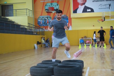 Gaziosmanpasa'da 107 Aday, Zabita Memuru Olmak Için Ter Döktü