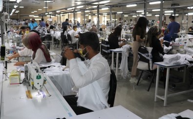 Gürpinar'dan Almanya'ya Giyim Ihracati