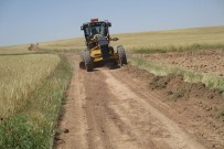 Il Özel Idaresi Hasat Mevsimi Nedeniyle Stabilize Yollarda Çalisma Yapti