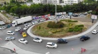Kuyumcukent’te İBB’nin yaptığı kavşak çalışması trafiği kilitledi