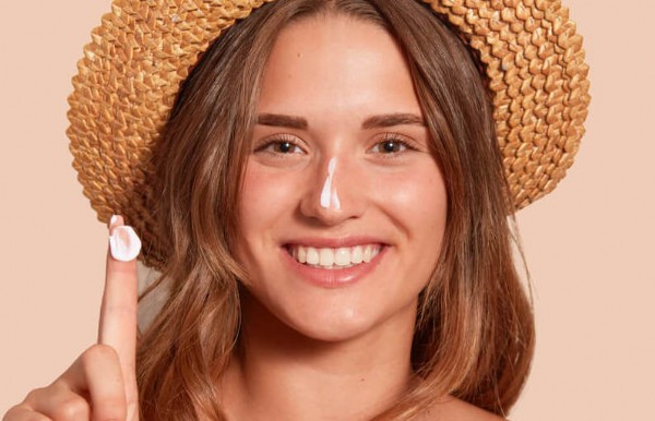 Güneş kremi ne işe yarar? Güneş Kremi Ne İşe Yarar? En İyi Güneş Kremi Hangisi?