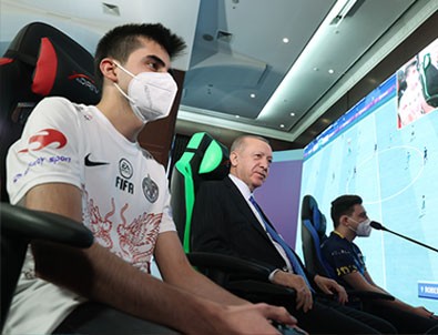 Başkan Erdoğan E-spor finalinde!