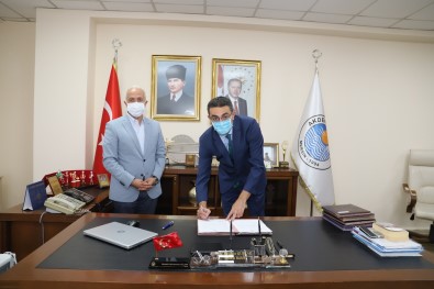 Aile Sagligi Merkezi Için Imzalar Atildi