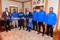ANADOLU ÜNIVERSITESI - Anadolu Üniversitesi Futbol Takimi'ndan Yeni Sezon Öncesi Rektör Erdal'a Ziyaret