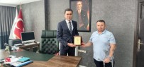 TEKERLEKLİ SANDALYE BASKETBOL - Baskan Keskin'den Kumasar'a Tesekkür Plaketi