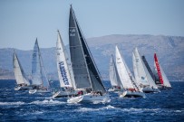 ÖDÜL TÖRENİ - Çesme'de Yat Yarislariyla 'Yaza Merhaba' Denildi