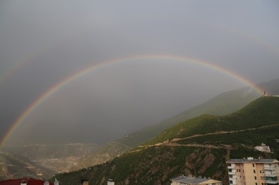 Artvin'de Kartpostallik Gökkusagi Manzarasi