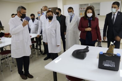 Atatürk Üniversitesi, Modern Hayvan Sagligi Hizmetleriyle Dikkat Çekiyor