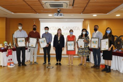 Atiktan Sanata Yarismasi'nda Ödüller Sahiplerini Buldu