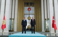 LÜTFI ELVAN - Cumhurbaskani Erdogan, Kirgizistan Cumhurbaskani Caparov'u Resmi Törenle Karsiladi