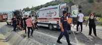 TUR OTOBÜSÜ - Denizli'de Tur Otobüsü Devrildi Açiklamasi Çok Sayida Yarali Ögrenci Var