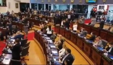 El Salvador'da Bitcoin'in Yasal Para Birimi Olarak Kullanilmasina Onay