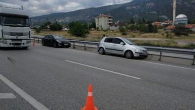 Kargi'da Zincirleme Kaza Açiklamasi 5 Yarali