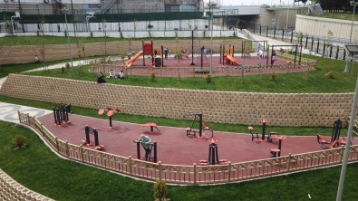 Küçükçekmece'ye 2 Yilda 10 Yeni Park Kazandirildi 17 Park Yenilendi