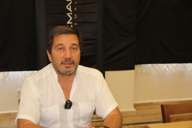 Sinemalarin Açilisi Öncesi Tüm Personeliyle Kamp Yapti