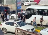 BOKS - Trafik Kazasi Sonrasi Cadde Boks Ringine Döndü