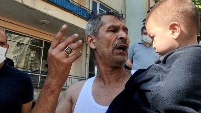 Yanginda Mahsur Kalan Çocugu Balkona Tirmanip Kurtardilar