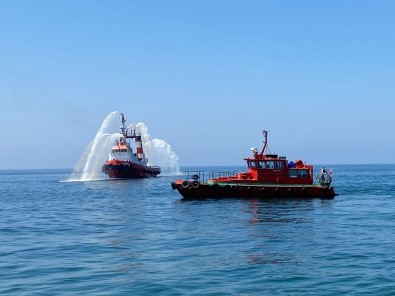 Denizin Ortasinda 1 Temmuz Coskusu